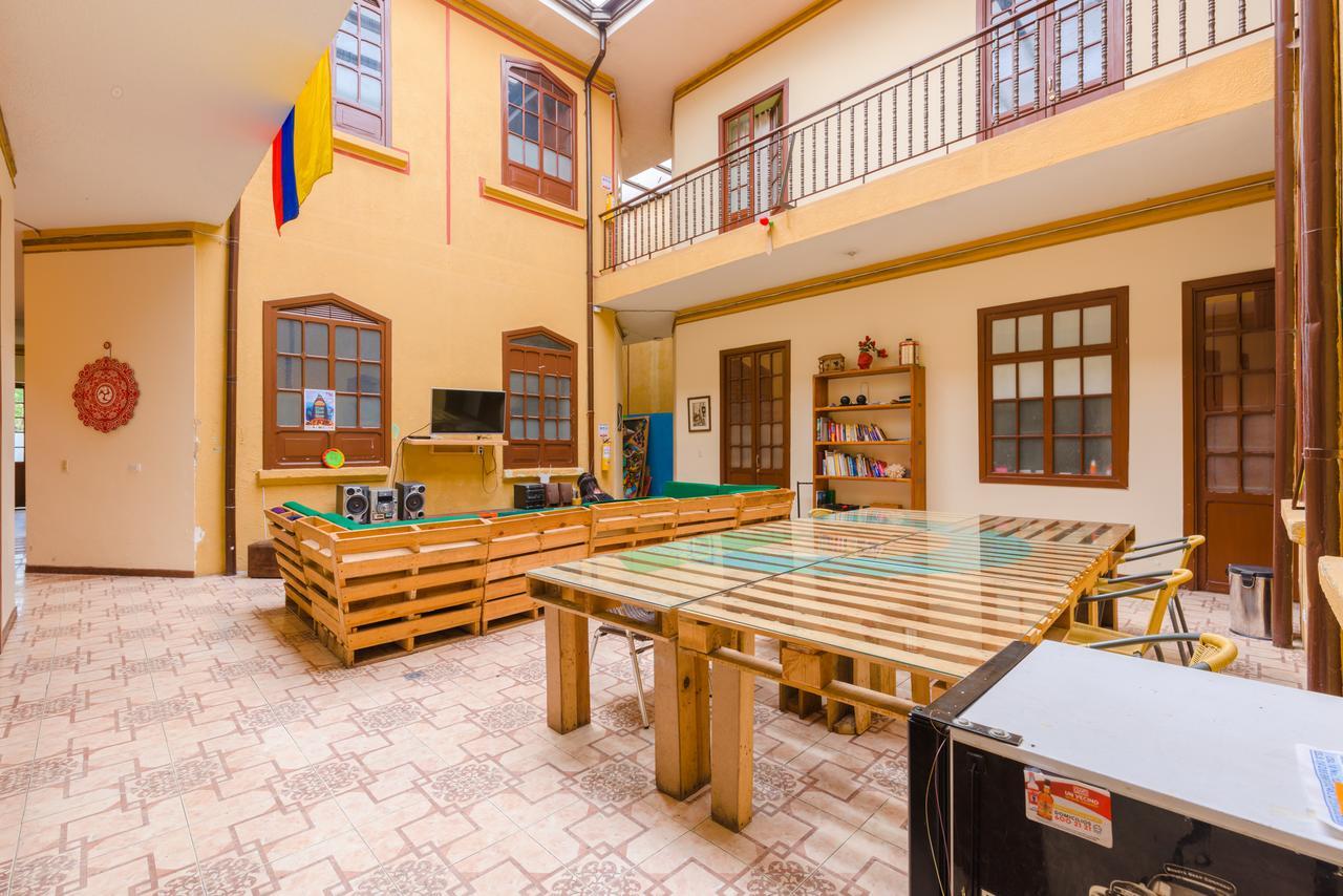 Hotel Casa Del Sol à Bogotá Extérieur photo